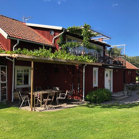 Aeventyrsgardens Vandrarhem, Kinnekulle Källby Εξωτερικό φωτογραφία