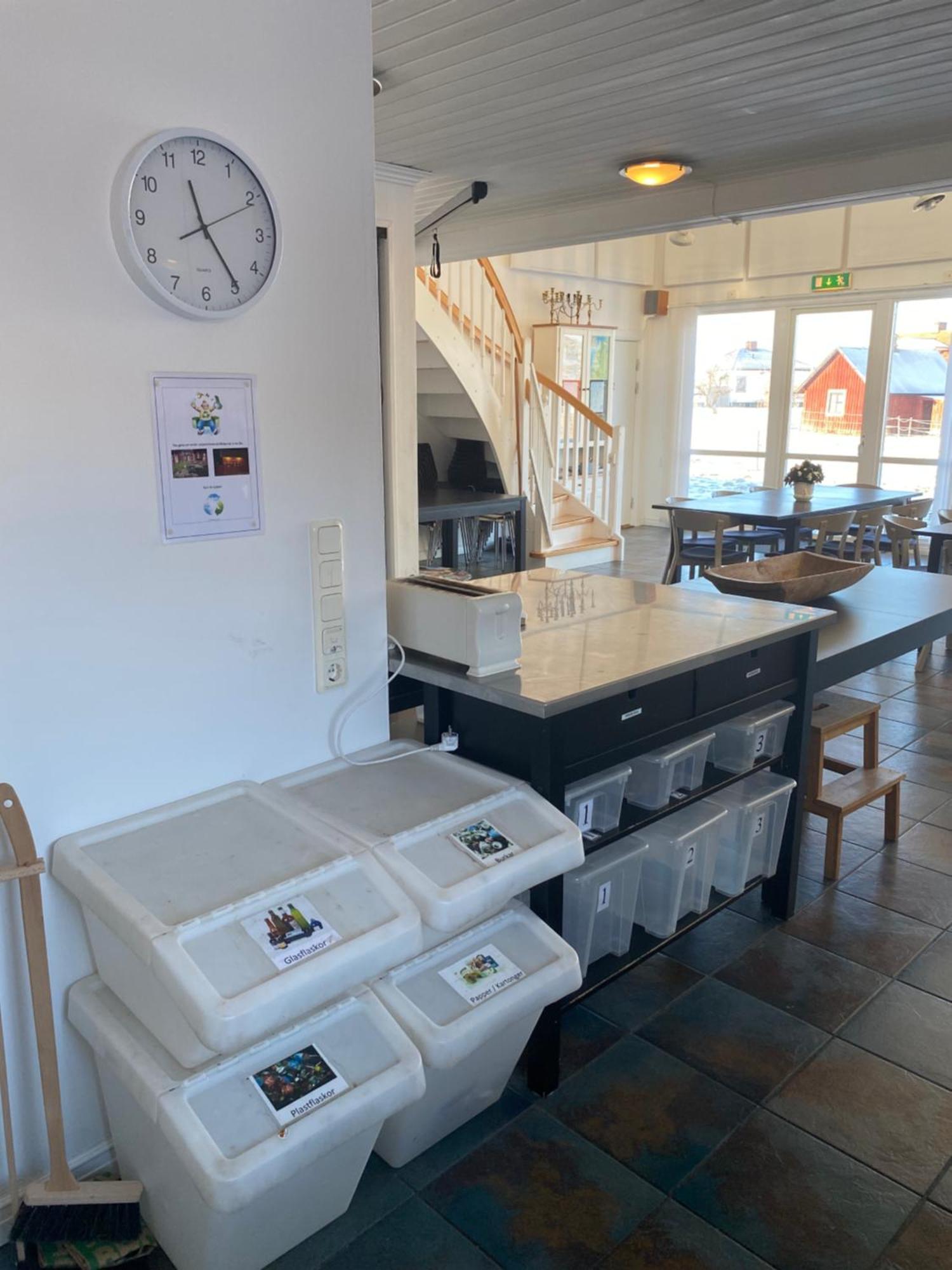 Aeventyrsgardens Vandrarhem, Kinnekulle Källby Εξωτερικό φωτογραφία
