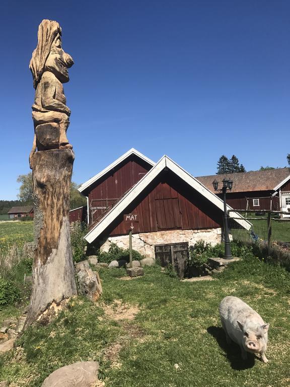 Aeventyrsgardens Vandrarhem, Kinnekulle Källby Εξωτερικό φωτογραφία