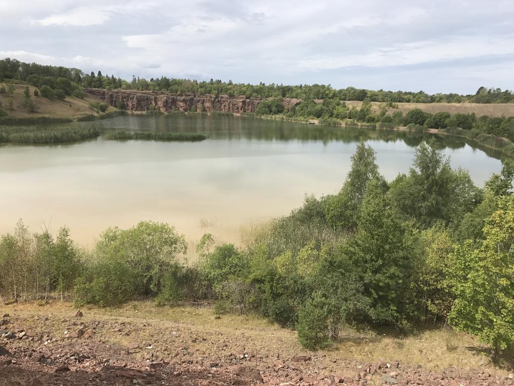 Aeventyrsgardens Vandrarhem, Kinnekulle Källby Εξωτερικό φωτογραφία