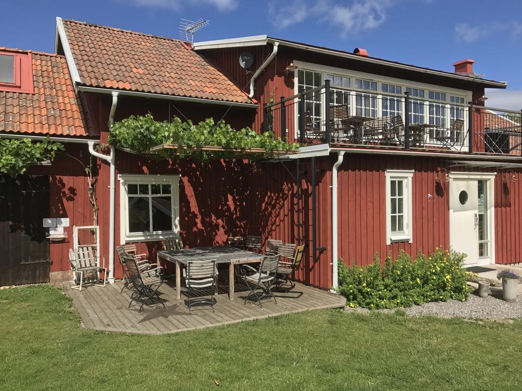 Aeventyrsgardens Vandrarhem, Kinnekulle Källby Εξωτερικό φωτογραφία